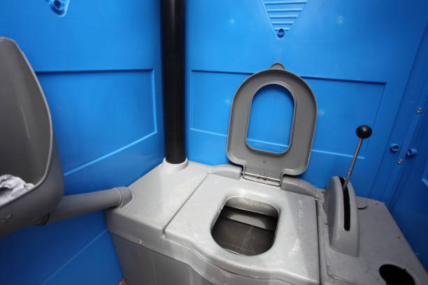 Best Portable restroom trailer rental  in Lakemoor, IL